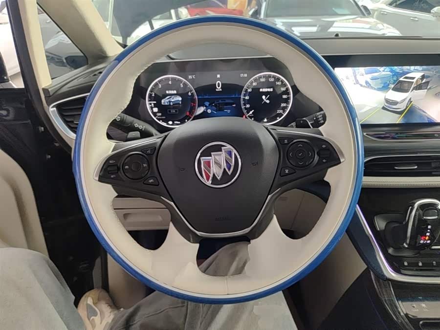 Buick GL8 2023 ES Luxurious - zdjęcie 11