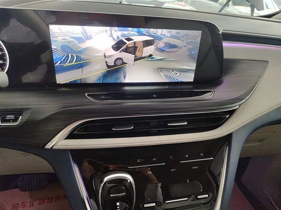 Buick GL8 2023 ES Luxurious - zdjęcie 13