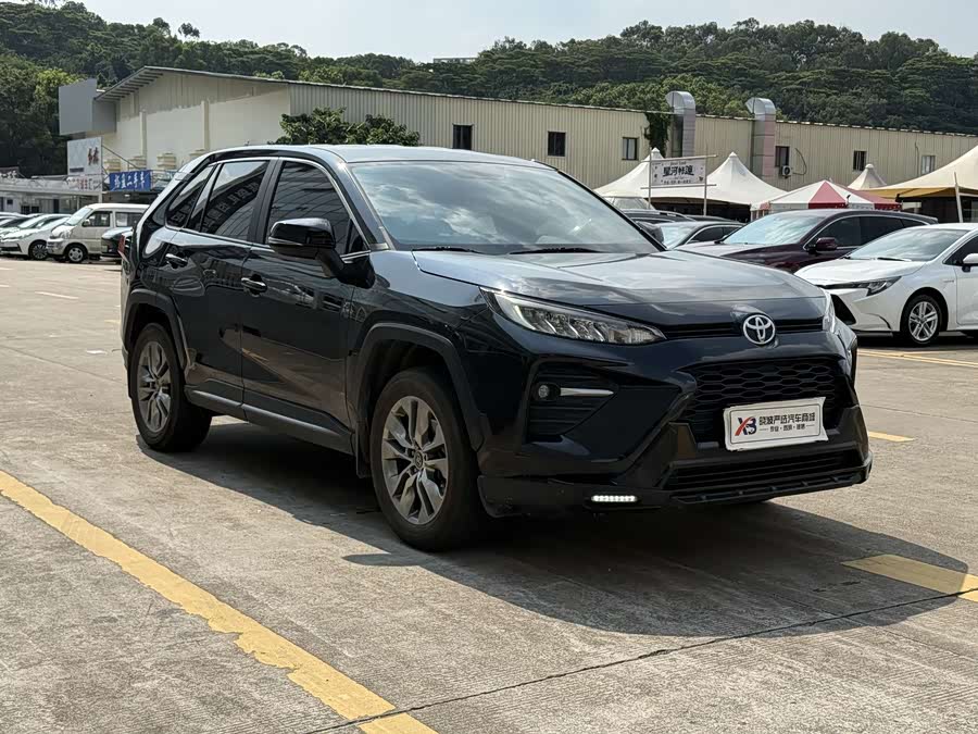 2023 Toyota 2.0L CVT 2WD Leading - zdjęcie 3