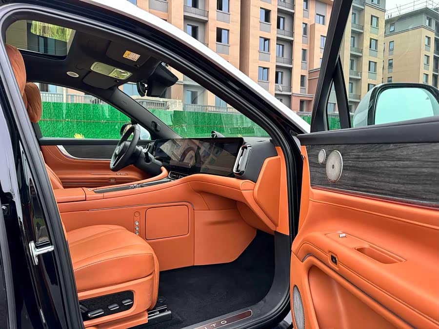 AITO M9 2024 Range Extender Ultra Edition 42kWh 6-Seater - zdjęcie 4