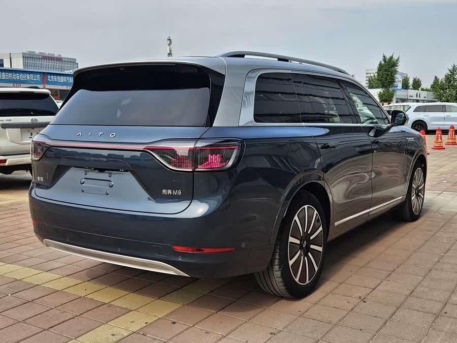 AITO M9 2024 Range Extender Ultra Edition 42kWh 6-Seater - zdjęcie 4