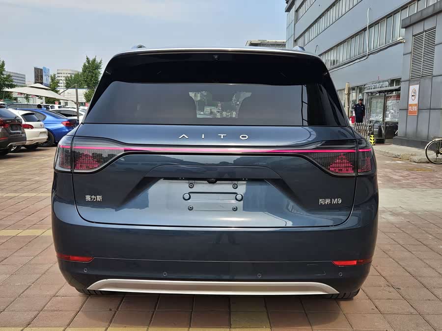 AITO M9 2024 Range Extender Ultra Edition 42kWh 6-Seater - zdjęcie 6
