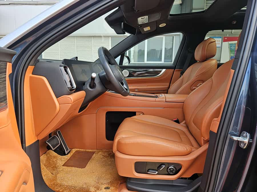 AITO M9 2024 Range Extender Ultra Edition 42kWh 6-Seater - zdjęcie 7