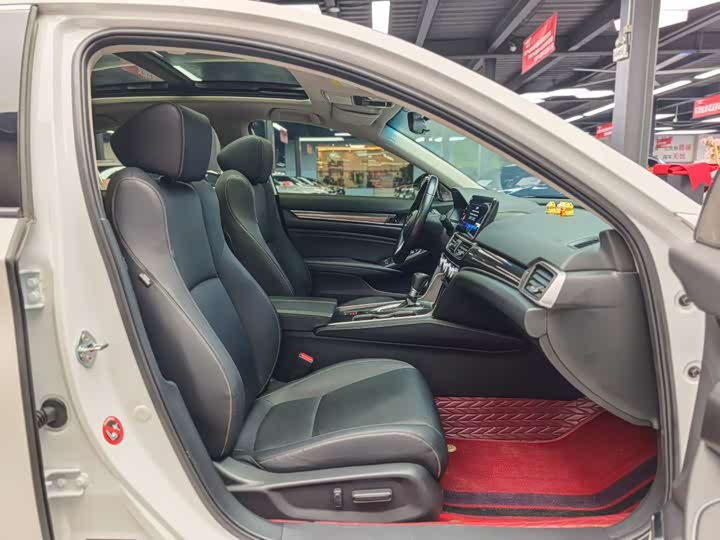 Accord 2022 260TURBO Phantom Night Premium Edition - zdjęcie 14