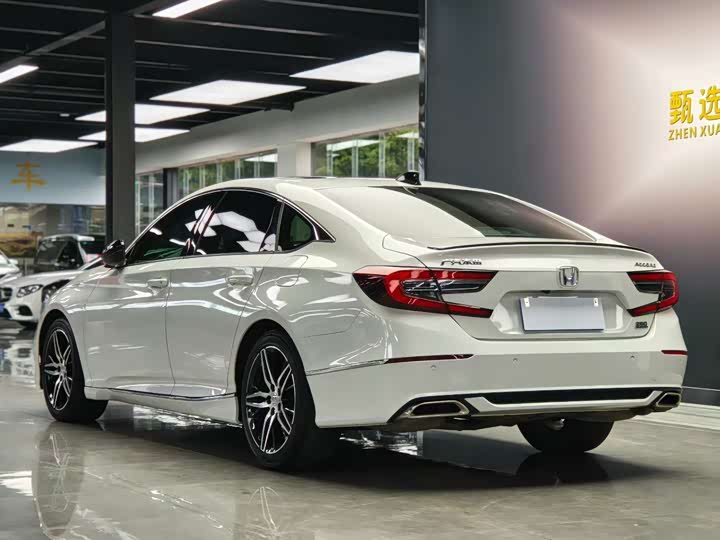 Accord 2022 260TURBO Phantom Night Premium Edition - zdjęcie 17