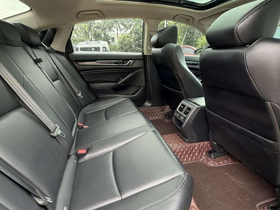 Accord 2022 260TURBO Phantom Night Premium Edition - zdjęcie 4