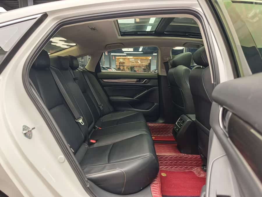 Accord 2022 260TURBO Phantom Night Premium Edition - zdjęcie 7