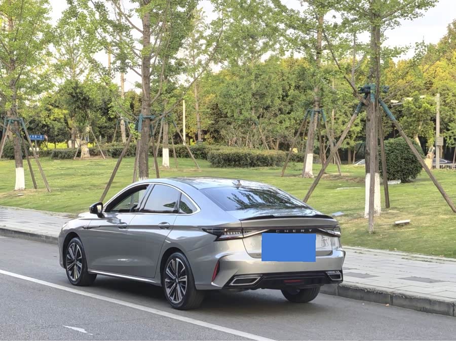 Ariya 8 2023 1.6T DCT Luxury - zdjęcie 12
