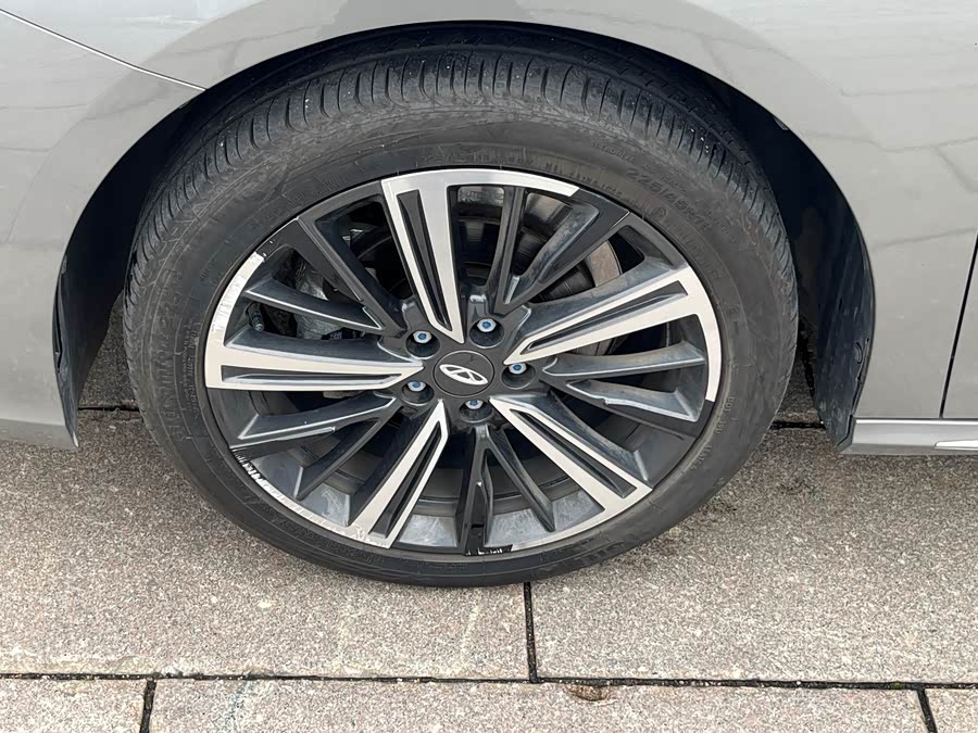 Ariya 8 2023 1.6T DCT Standard - zdjęcie 12