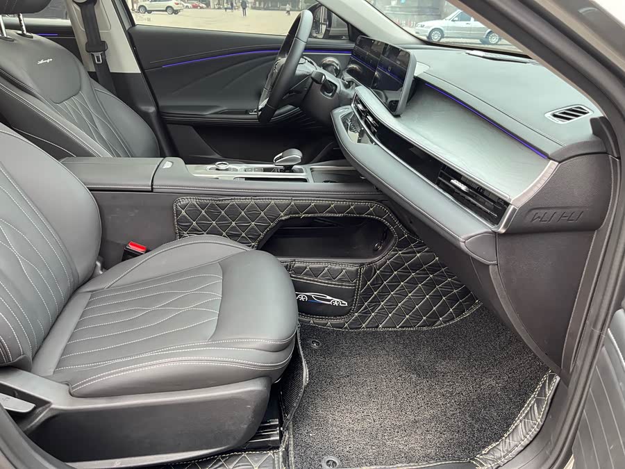 Ariya 8 2023 1.6T DCT Standard - zdjęcie 14