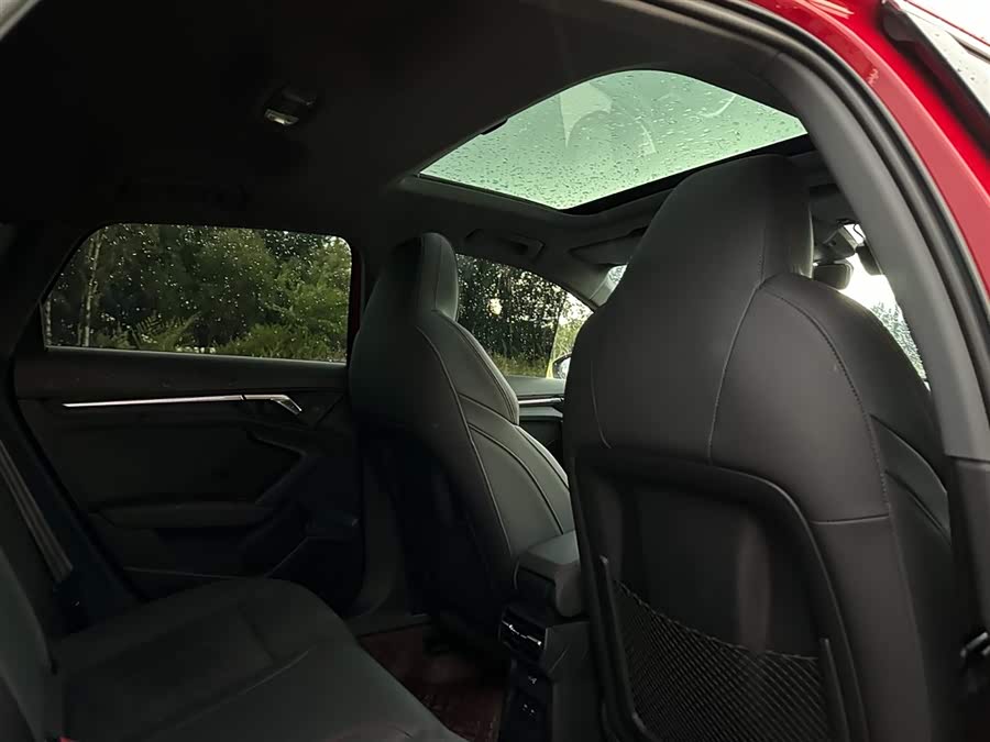 Audi A3 2021 Sportback 35 TFSI Luxury Sport - zdjęcie 17