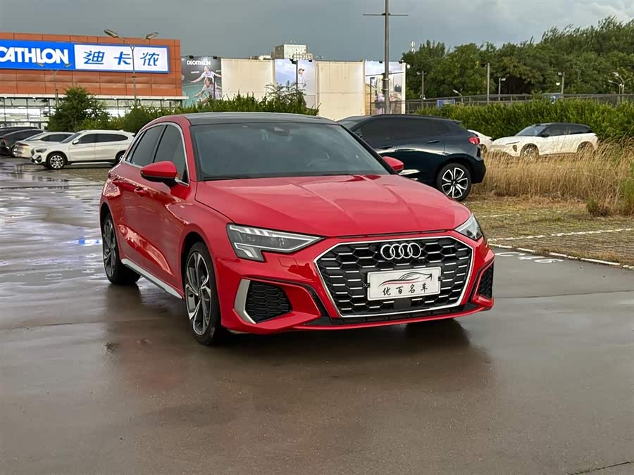Audi A3 2021 Sportback 35 TFSI Luxury Sport - zdjęcie 3