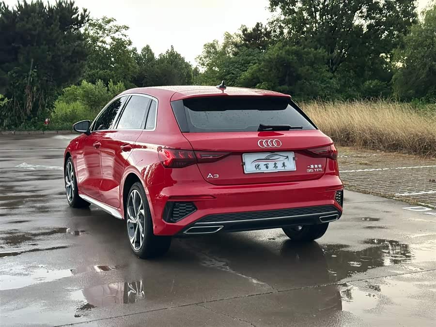 Audi A3 2021 Sportback 35 TFSI Luxury Sport - zdjęcie 4