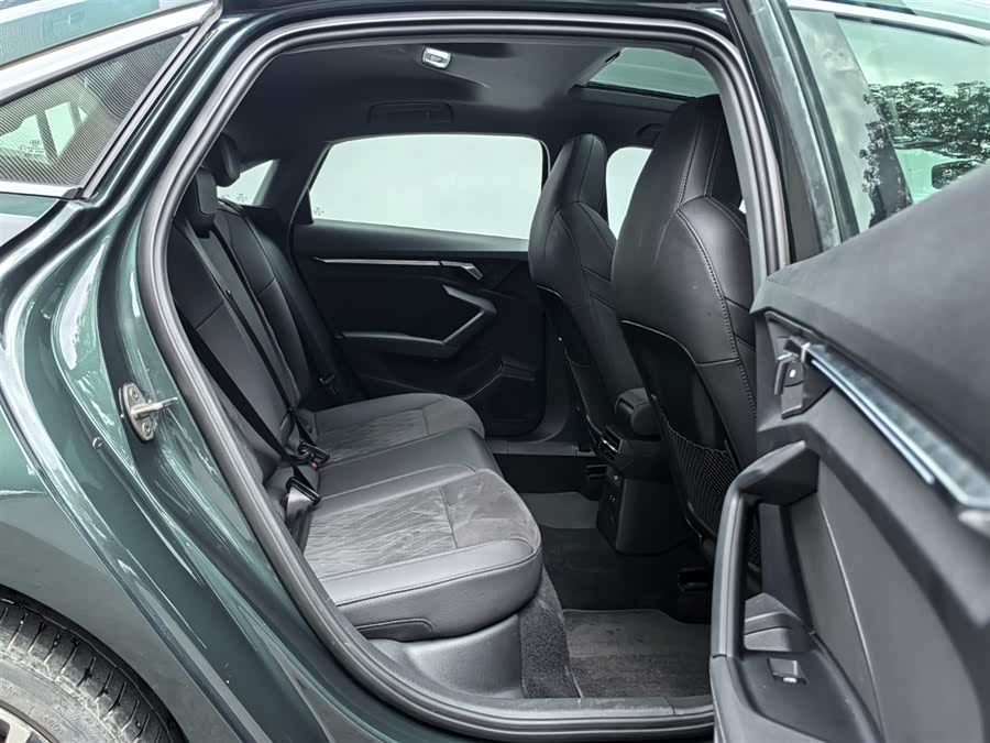 Audi A3 2022 A3L Limousine 35 TFSI Luxury Sport - zdjęcie 11