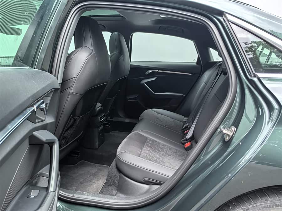 Audi A3 2022 A3L Limousine 35 TFSI Luxury Sport - zdjęcie 15