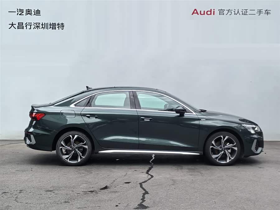Audi A3 2022 A3L Limousine 35 TFSI Luxury Sport - zdjęcie 3