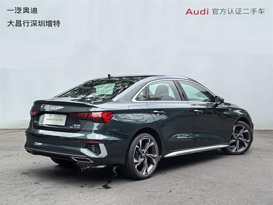Audi A3 2022 A3L Limousine 35 TFSI Luxury Sport - zdjęcie 5