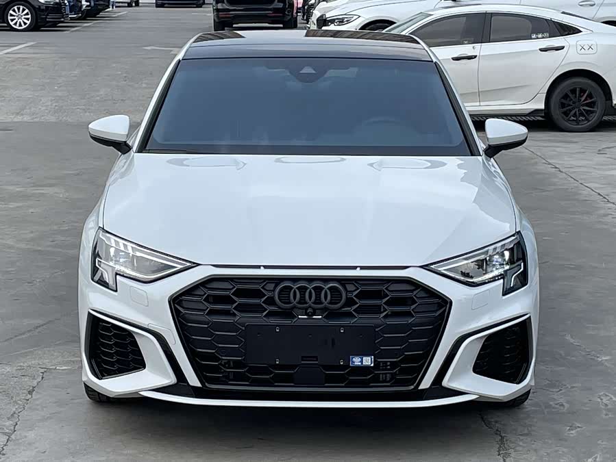 Audi A3 2023 A3L Limousine 35 TFSI Fashion Sport - zdjęcie 2