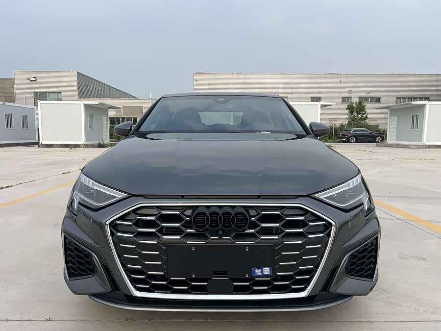 Audi A3 2023 A3L Limousine 35 TFSI Fashion Sport - zdjęcie 2