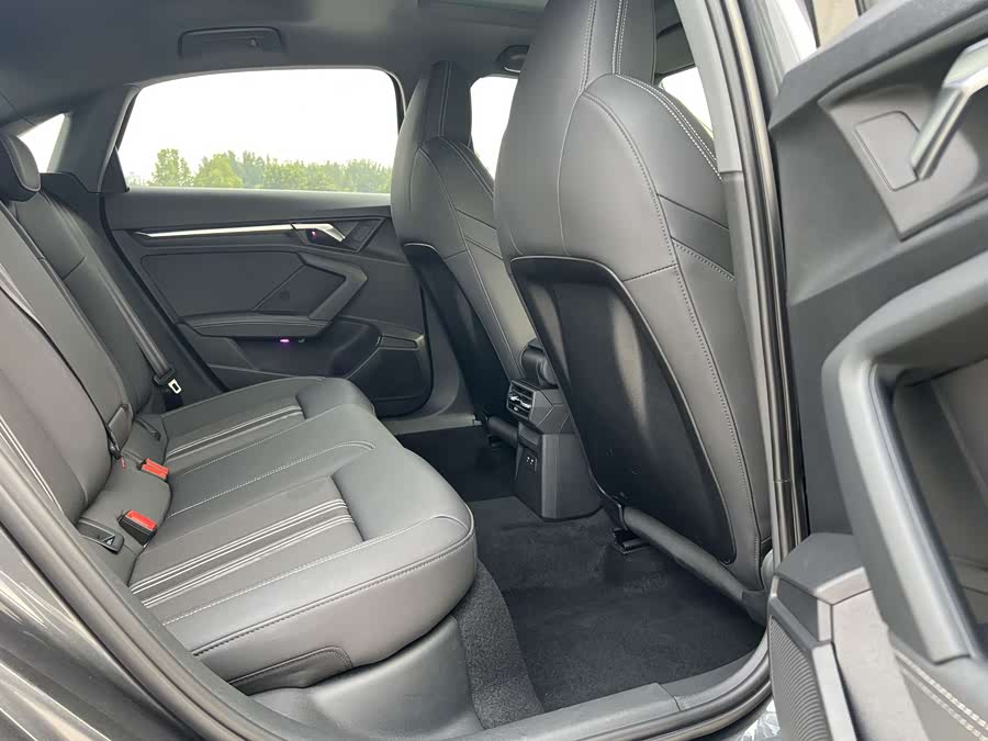 Audi A3 2023 A3L Limousine 35 TFSI Fashion Sport - zdjęcie 11
