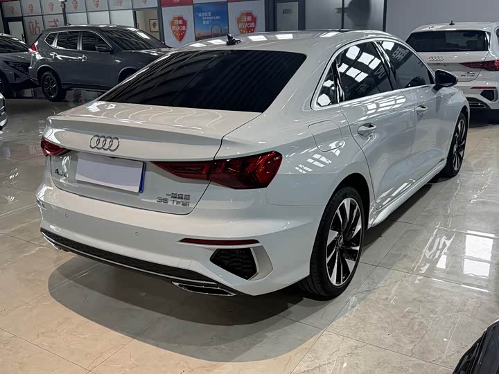 Audi A3 2023 A3L Limousine 35 TFSI Fashion Sport - zdjęcie 12