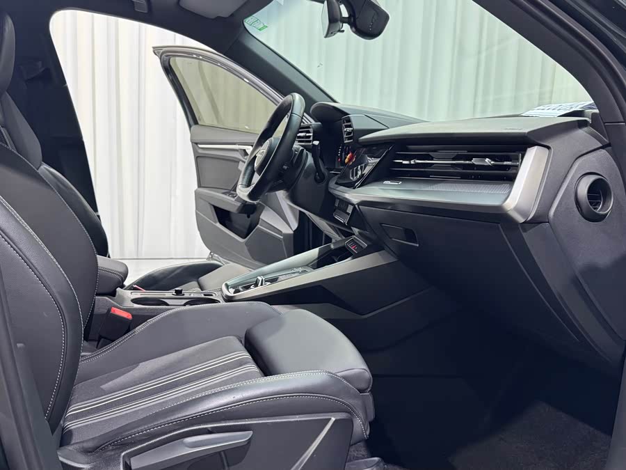 Audi A3 2023 A3L Limousine 35 TFSI Fashion Sport - zdjęcie 15