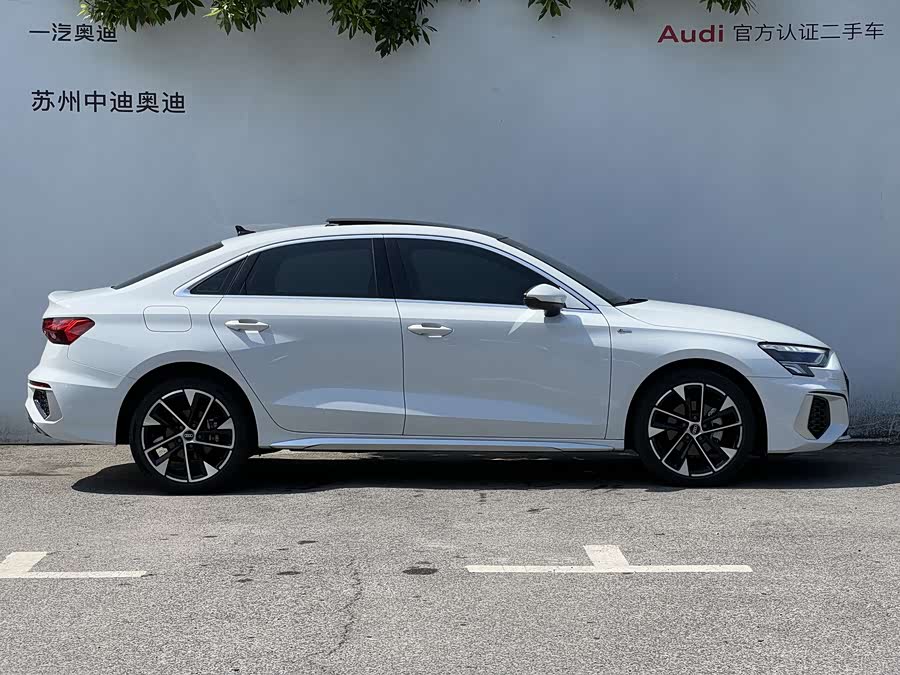 Audi A3 2023 A3L Limousine 35 TFSI Fashion Sport - zdjęcie 3