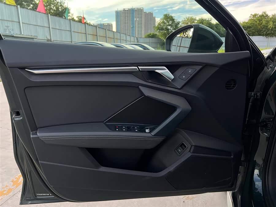 Audi A3 2023 A3L Limousine 35 TFSI Fashion Sport - zdjęcie 9