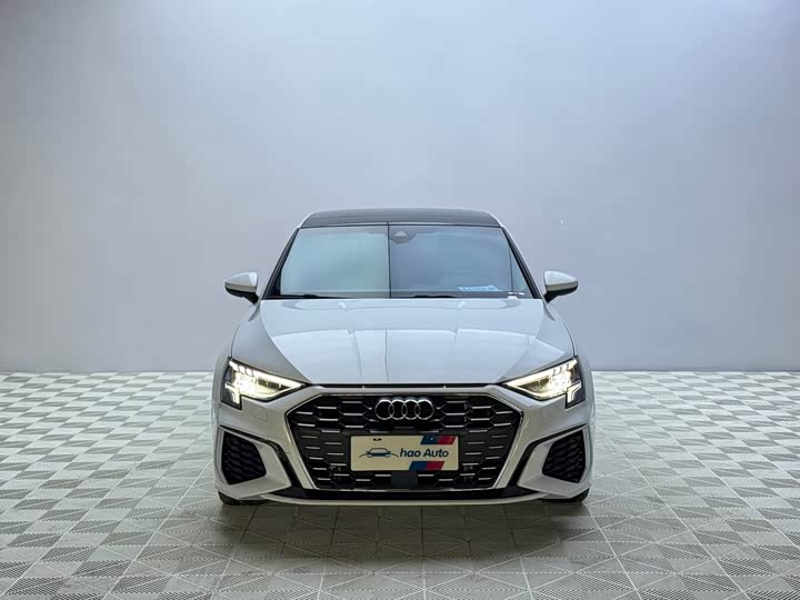 Audi A3 2023 A3L Limousine 35 TFSI Luxury Sport - zdjęcie 14