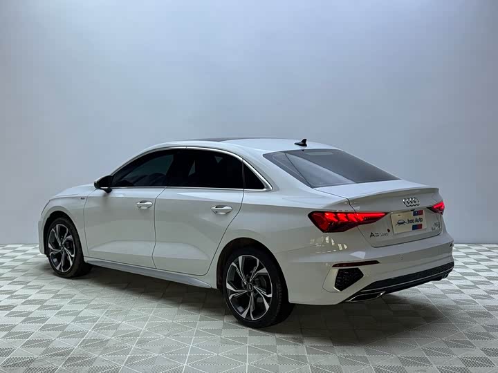 Audi A3 2023 A3L Limousine 35 TFSI Luxury Sport - zdjęcie 16