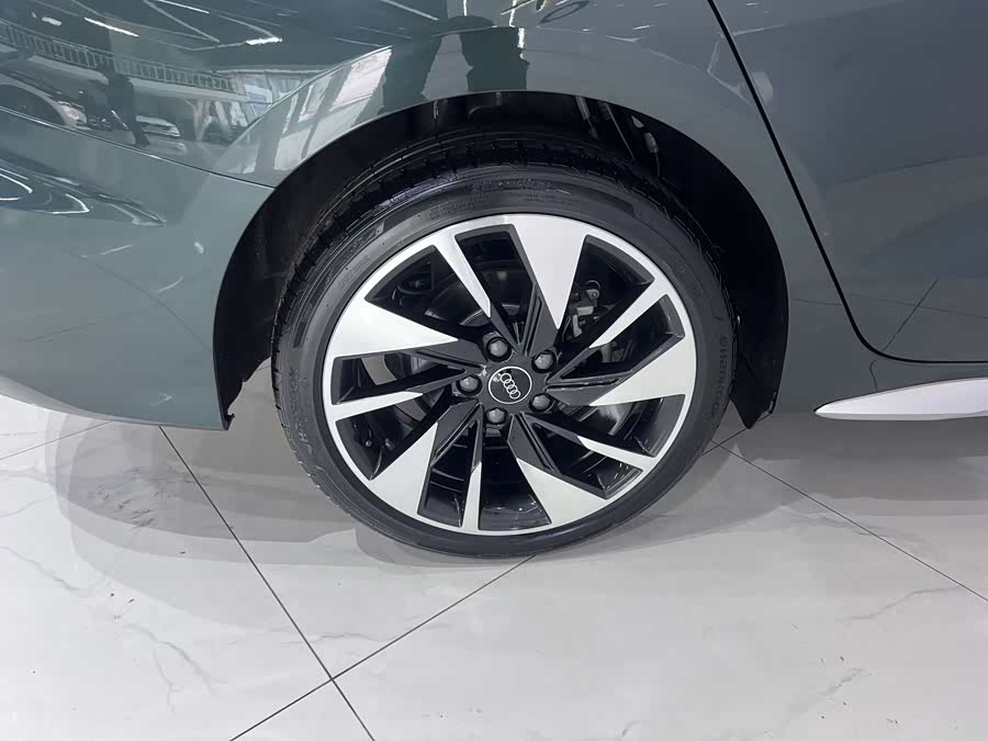 Audi A3 2023 Facelift A3L Limousine 35 TFSI Fashion Sport Type - zdjęcie 19