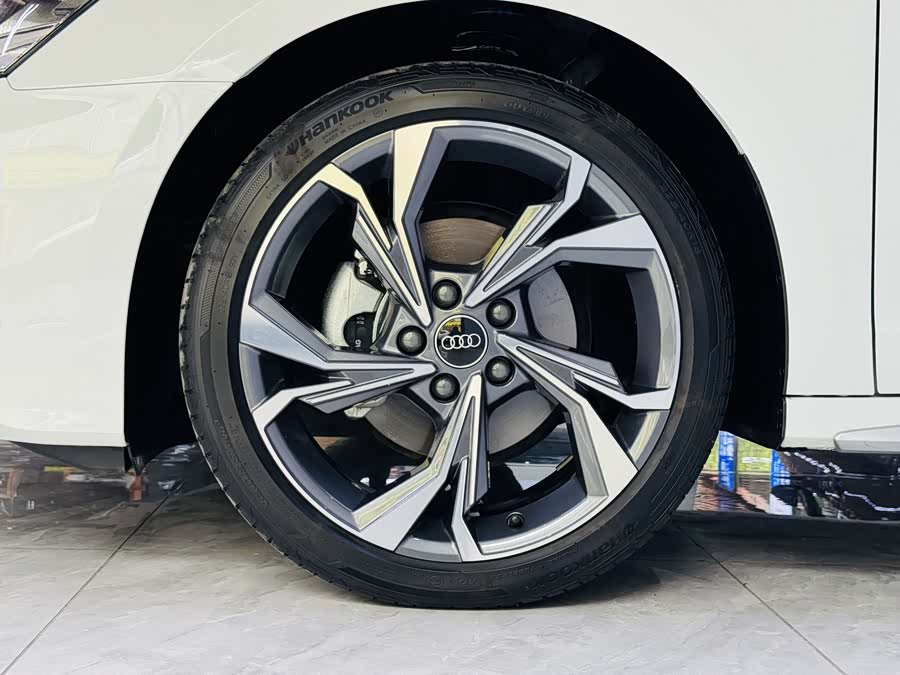 Audi A3 2024 A3L Limousine 35 TFSI RS Package Sport - zdjęcie 7