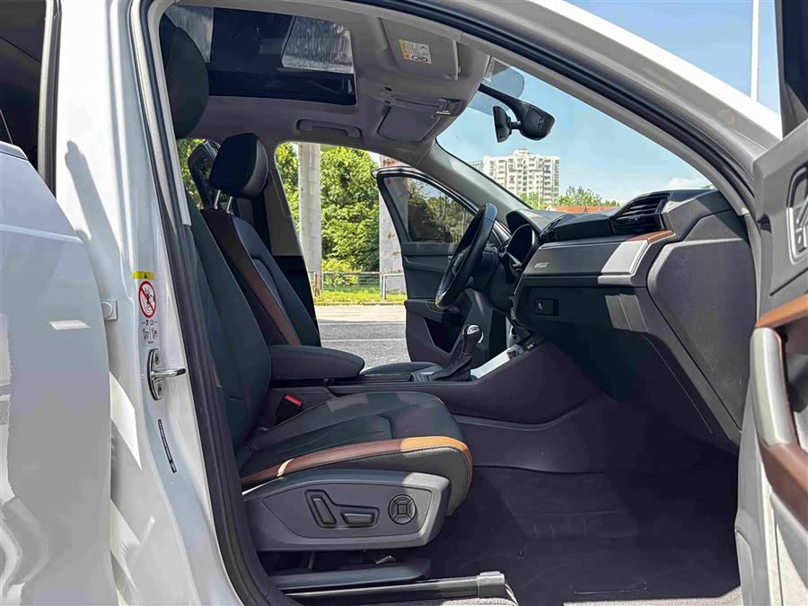 Audi Q3 2022 35 TFSI Fashion - zdjęcie 15