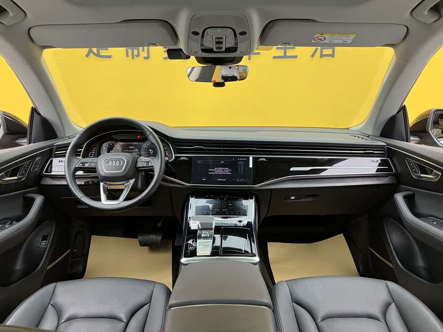 Audi Q8 2023 55 TFSI Luxury Sport - zdjęcie 15