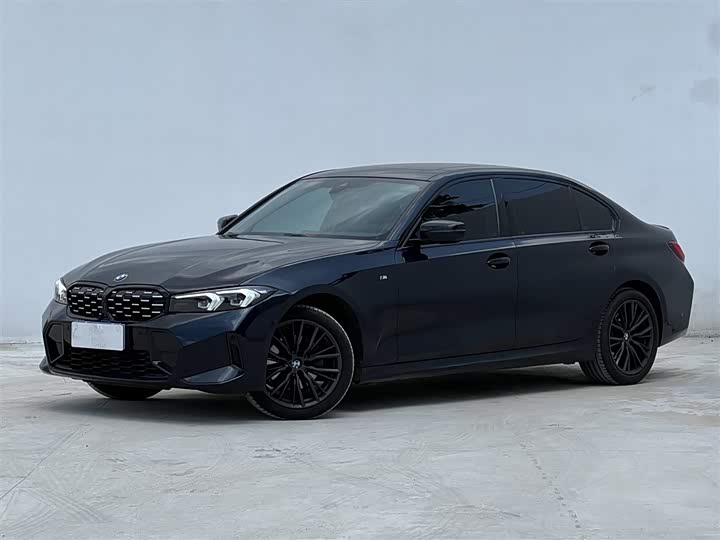 BMW 3 Series 2024 325Li M Sport Night Package - zdjęcie 18