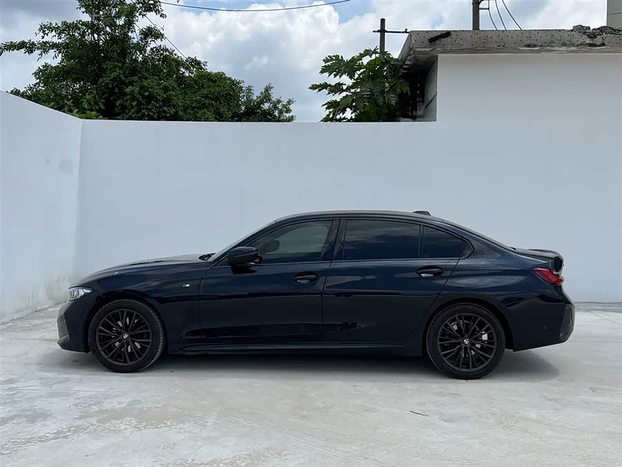 BMW 3 Series 2024 325Li M Sport Night Package - zdjęcie 5