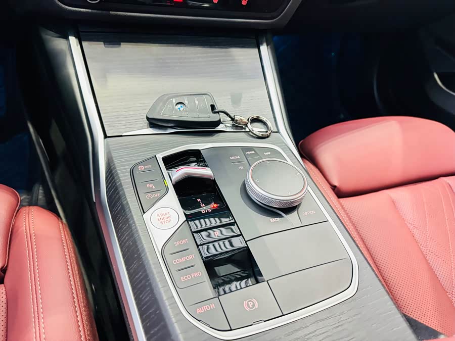 BMW 3 Series 2025 325Li M Sport Package - zdjęcie 12