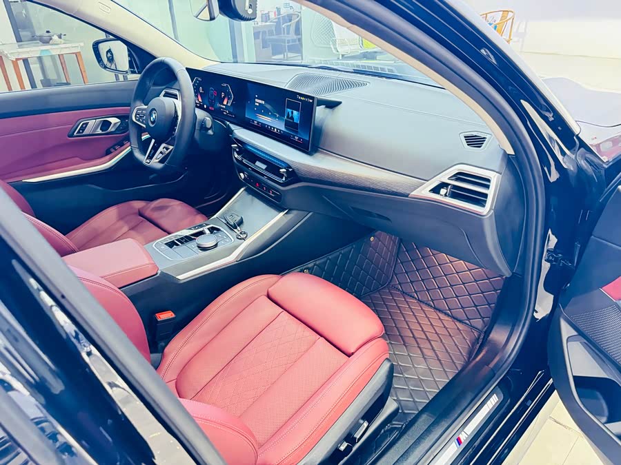 BMW 3 Series 2025 325Li M Sport Package - zdjęcie 9
