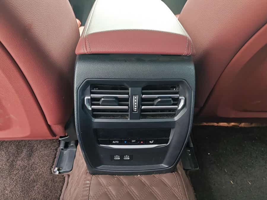 BMW i3 2025 eDrive 35 L - zdjęcie 17