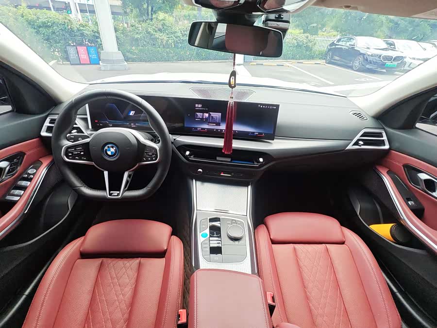 BMW i3 2025 eDrive 35 L - zdjęcie 19