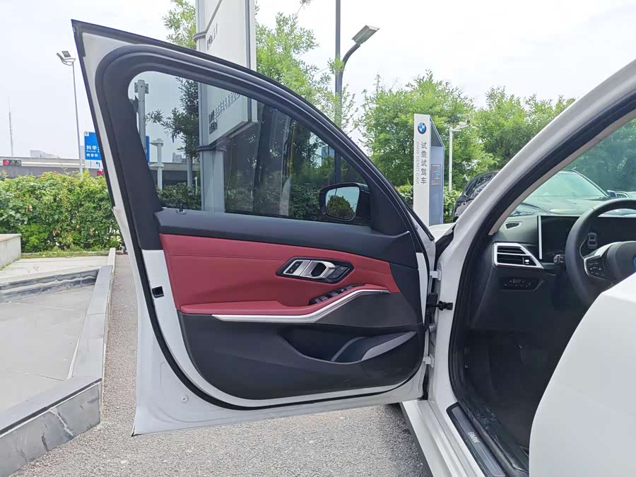 BMW i3 2025 eDrive 35 L - zdjęcie 10