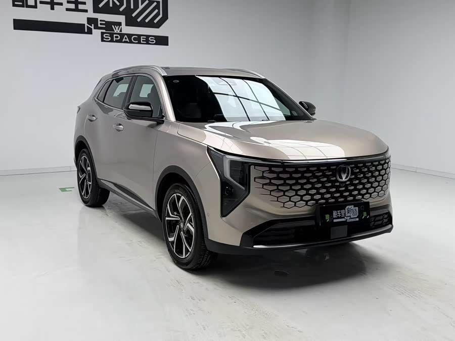 Changan CS55PLUS 2026 4th Gen New Blue Whale 1.5T Tian Shuo Premium - zdjęcie 3