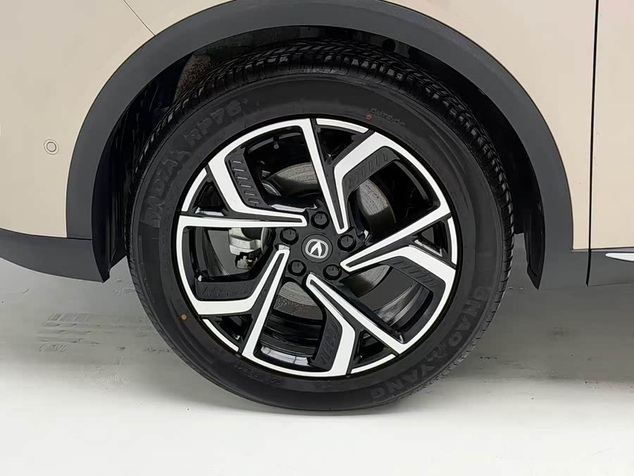 Changan CS55PLUS 2026 4th Gen New Blue Whale 1.5T Tian Shuo Premium - zdjęcie 8