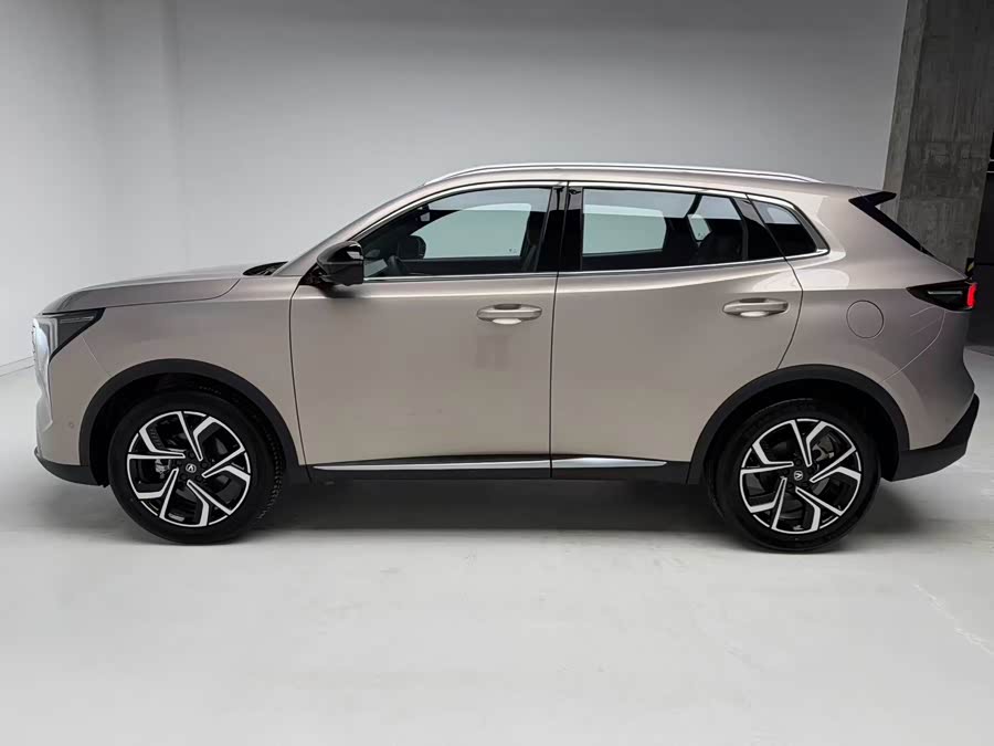 Changan CS55PLUS 2026 4th Gen New Blue Whale 1.5T Tian Shuo Premium - zdjęcie 9