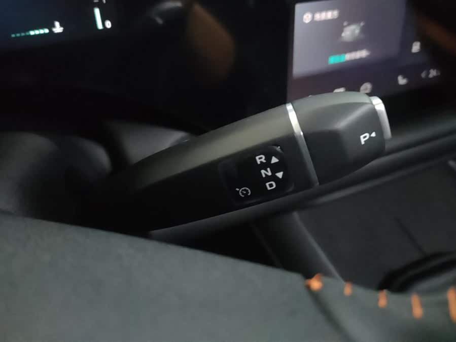 Changan CS75PLUS 2025 4th Gen 1.5T New Blue Whale Smart Luxury - zdjęcie 16