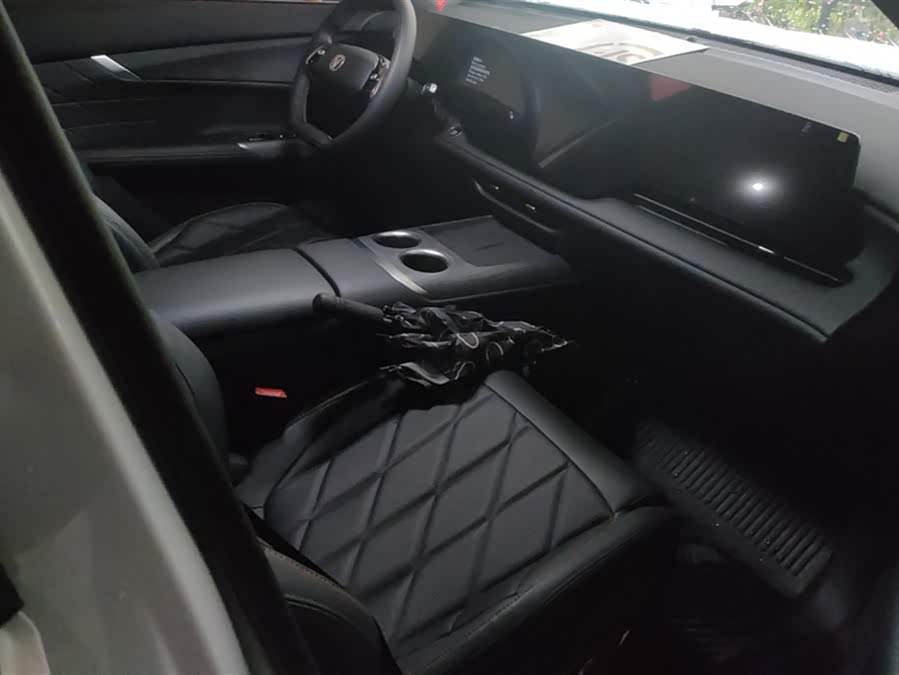 Changan CS75PLUS 2025 4th Gen 1.5T New Blue Whale Smart Luxury - zdjęcie 8