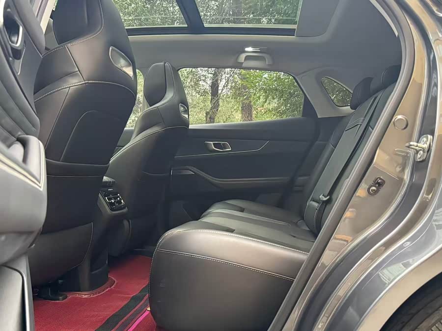 Changan UNI-K 2023 2.0T Two-Wheel Drive Elegant Type - zdjęcie 5