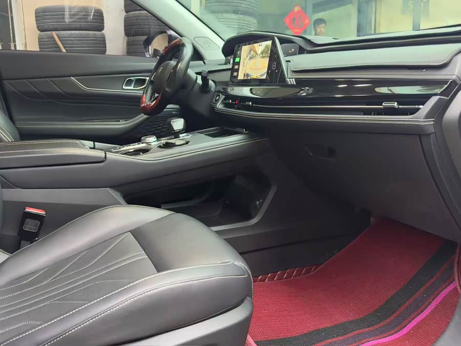 Changan UNI-K 2023 2.0T Two-Wheel Drive Elegant Type - zdjęcie 9