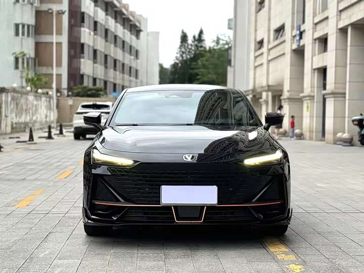 Changan UNI-V 2023 1.5T Premium - zdjęcie 11