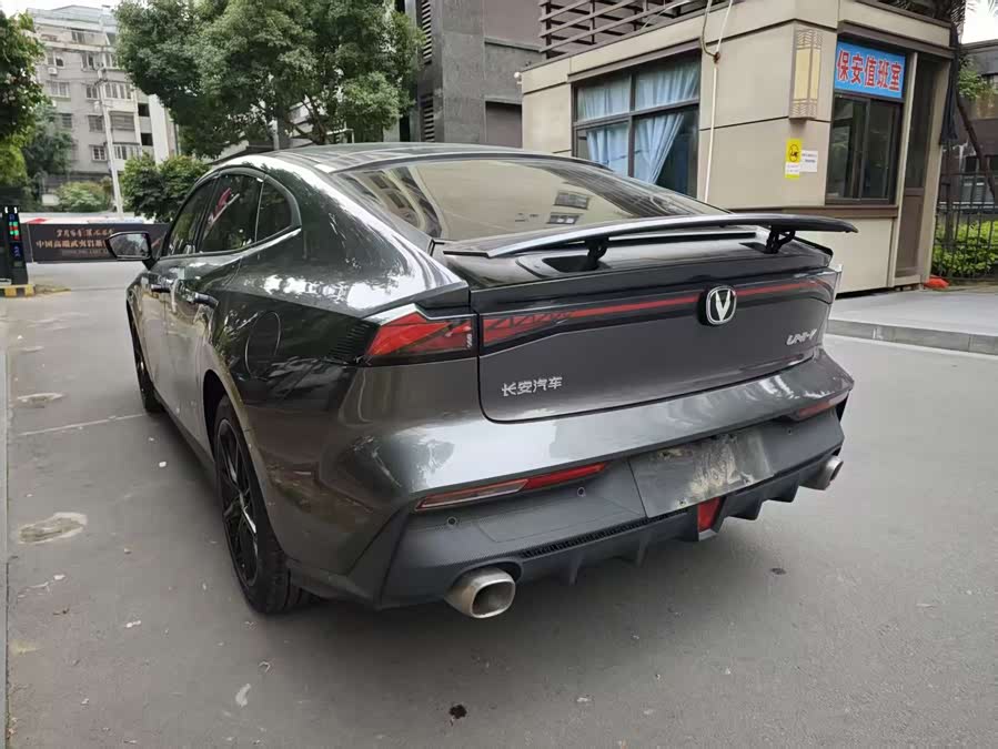 Changan UNI-V 2023 1.5T Premium - zdjęcie 14